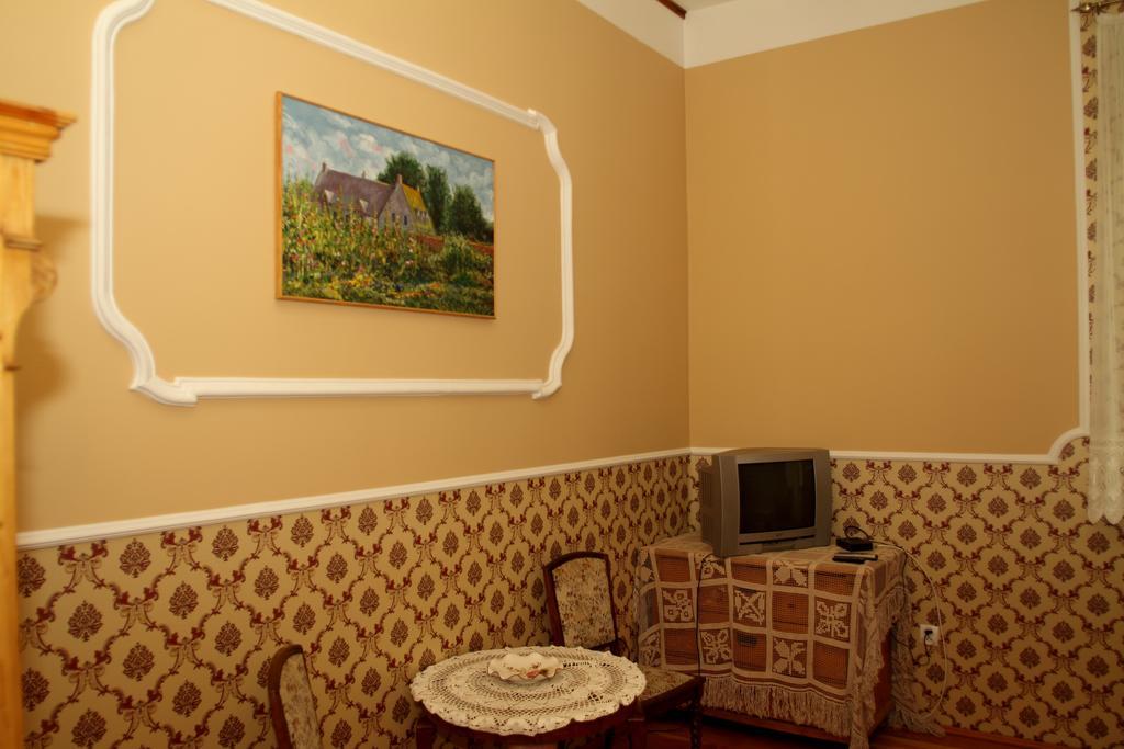 Palac Pensjonat Ptaszynka Грыфице Экстерьер фото